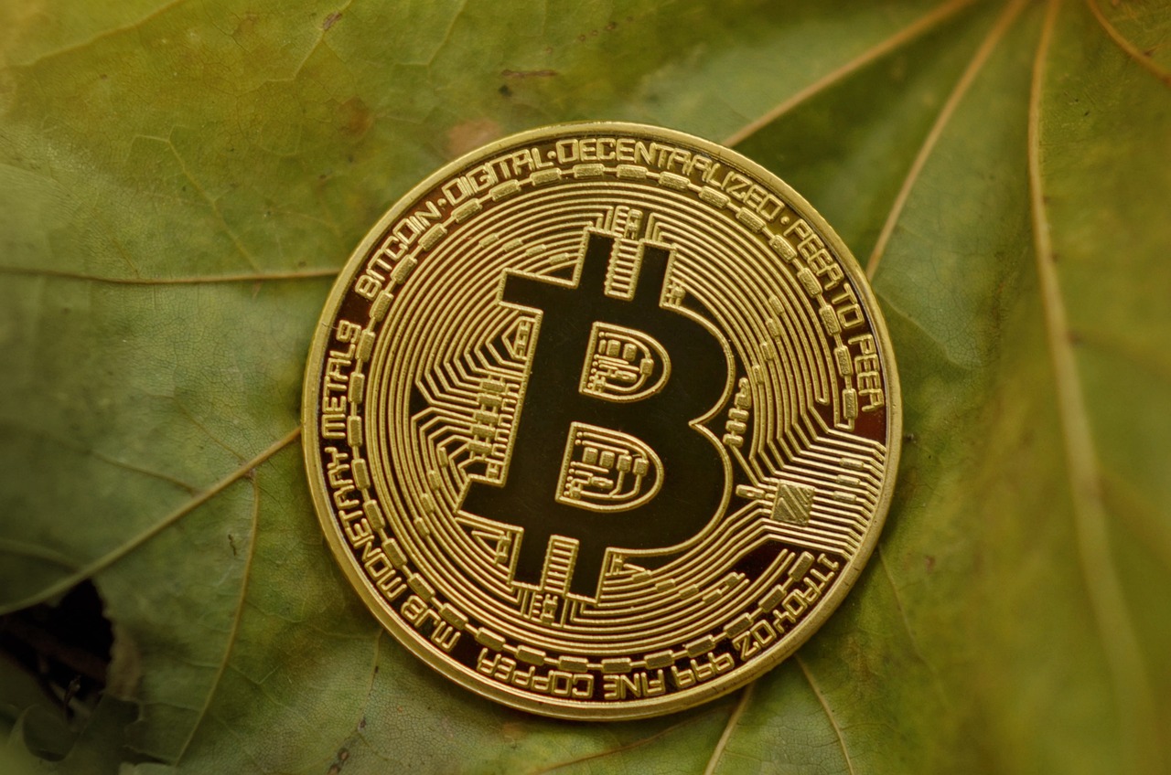 黄金价格探秘，未来走势预测